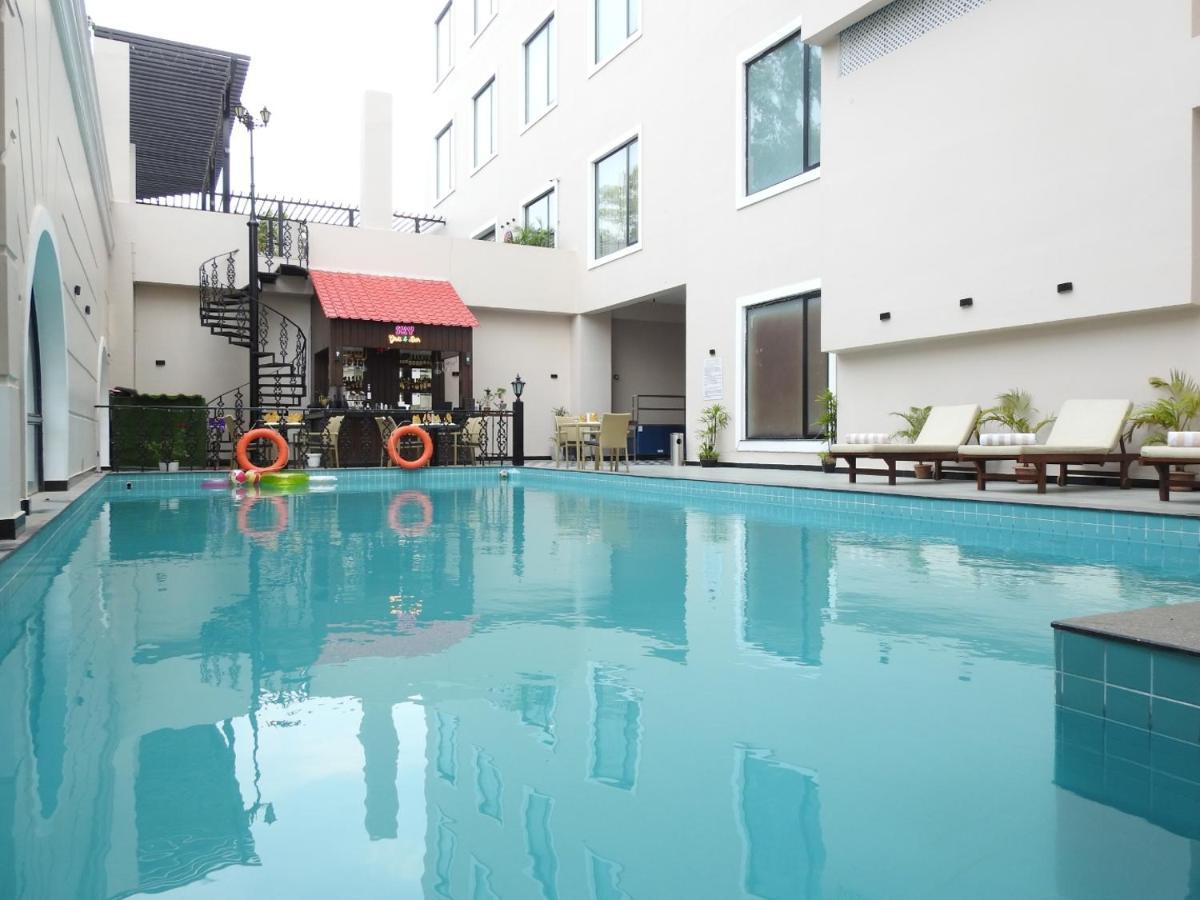 Hotel Polo Towers Agartala Ngoại thất bức ảnh