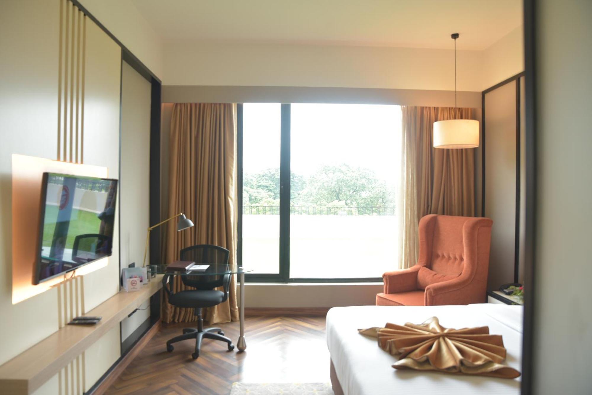 Hotel Polo Towers Agartala Ngoại thất bức ảnh