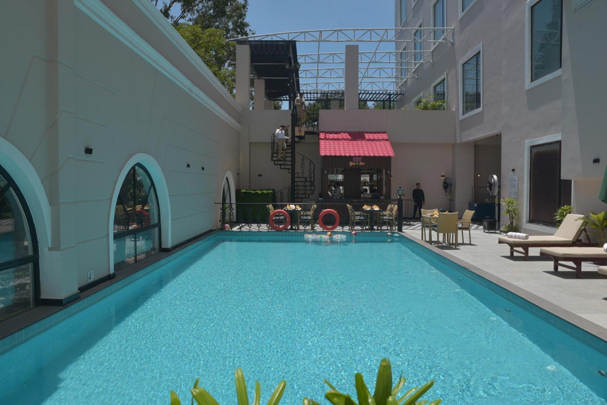 Hotel Polo Towers Agartala Ngoại thất bức ảnh