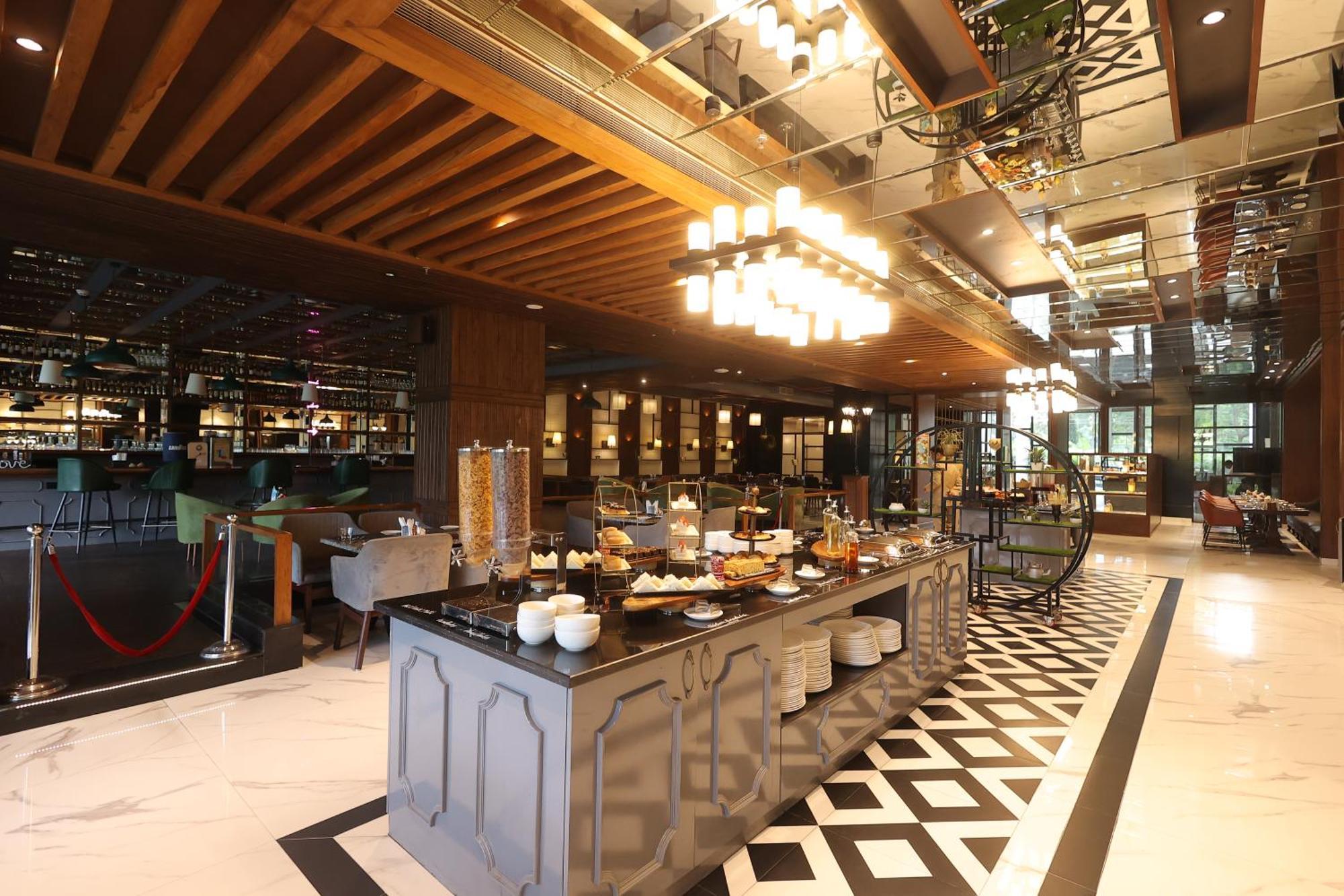Hotel Polo Towers Agartala Ngoại thất bức ảnh