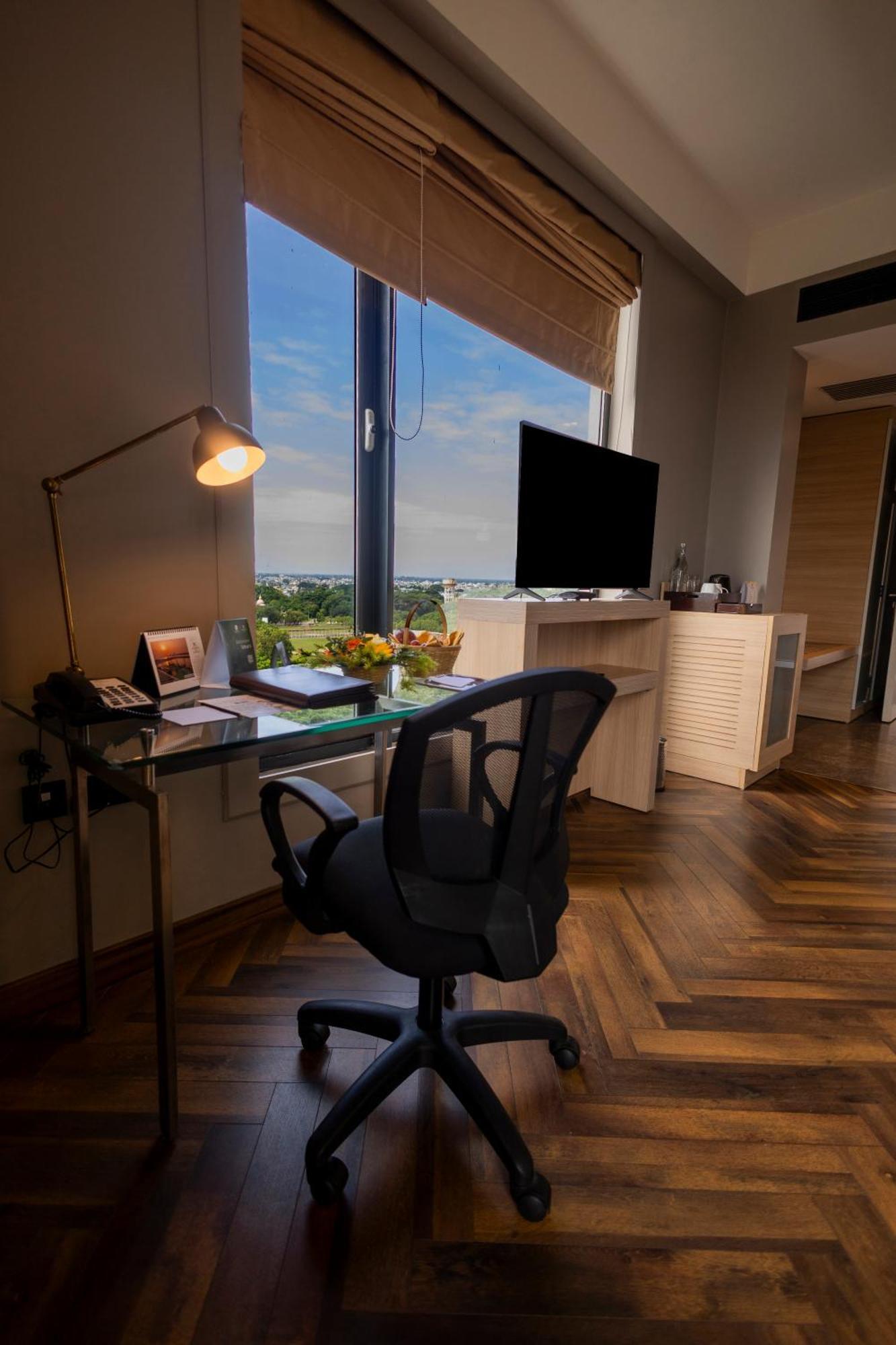Hotel Polo Towers Agartala Ngoại thất bức ảnh