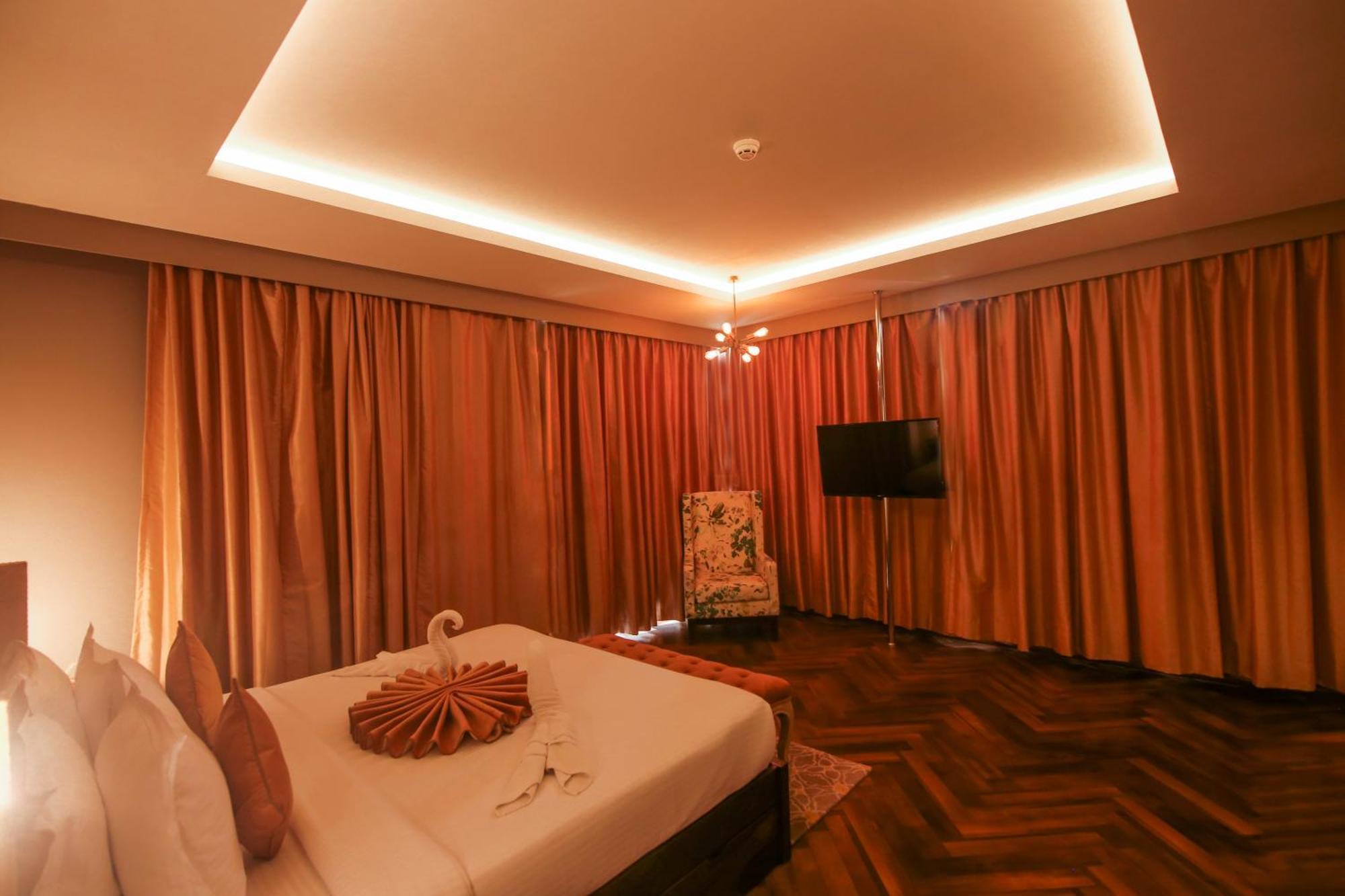 Hotel Polo Towers Agartala Ngoại thất bức ảnh